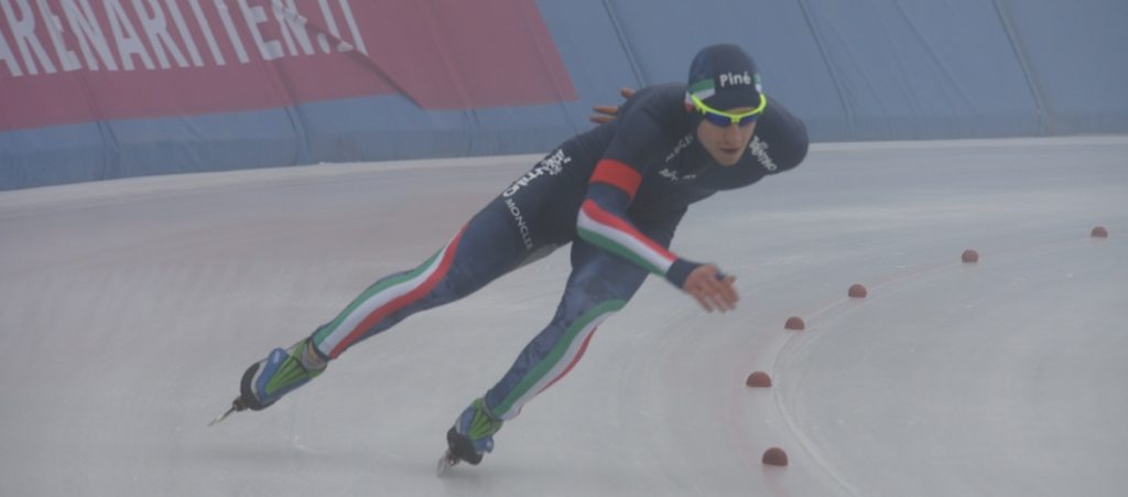 Francesco Tescari a testa alta nei 1000 m, bene le staffette
